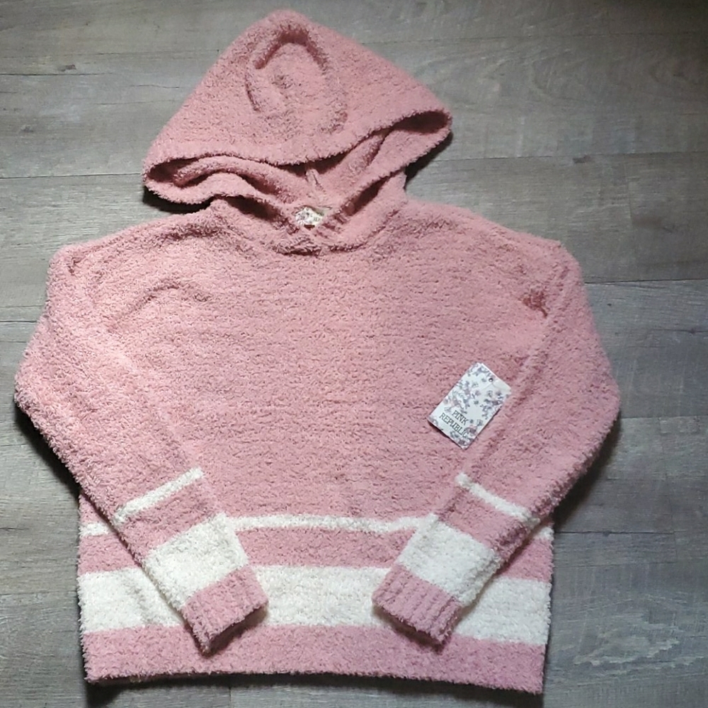 Pink Republic hooded sweater
